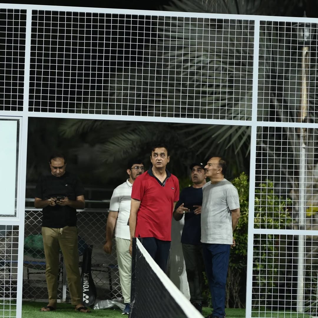 Players at the club padel series on court